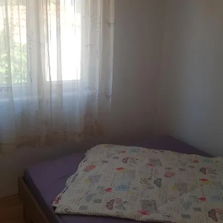 Ljubica Apartman Rogoznica
