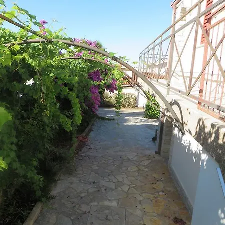 Ljubica Apartment *